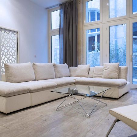 Ausone Beautiful Loft Apartment In Historical Center + Terrace And Parking Bordeaux Bagian luar foto